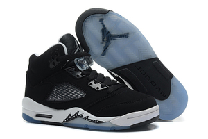 Jordan V"OREO" Black - Cool Grey and White Kids Size Footwear