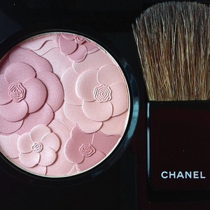 Blush Camélia Rosé Création Exclusive Jardin de Chanel ca