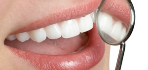 Мама осуществляет свою мечту с зубками