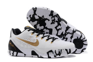 Nike Zoom Kobe 9 Mens Low EM Athletic Sneakers Color White/Gold and Black