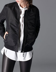 Stradivarius куртка-бомбер