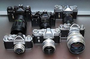 Старые фотоаппараты и фотопринадлежности