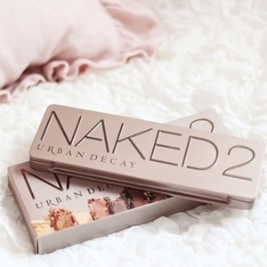 Naked2