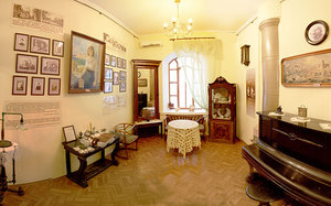 Сходить в дом-музей Марины Цветаевой