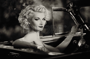 Получить водительские права и уметь отлично водить машину без страха перед дорогой