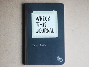 Книга "Wreck This Journal"