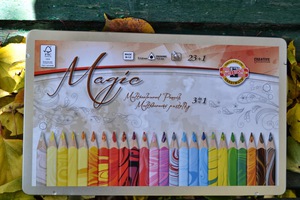 цветные карандаши Koh-i-noor MAGIC с трехцветным грифелем.
