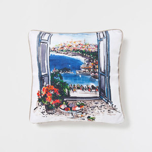 Яркие подушки из Zara Home