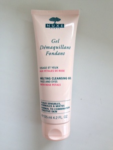 Nuxe Melting Cleansing Gel Тающий очищающий гель с лепестками роз