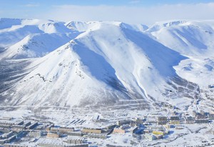 поехать в Кировск