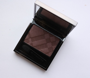 Burberry sheer eye shadow  №24 Mulberry