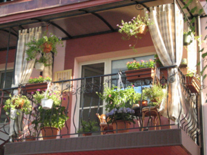 Открыть сезон балкона