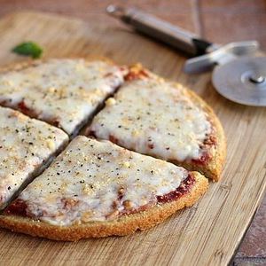 Попробовать приготовить Quinoa Pizza Crust (Vegan, Primal, GF)