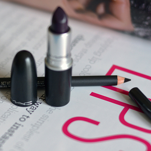 mac cyber world lip pencil