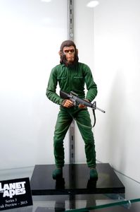 Planet of Apes Figure 7" (NECA) 6" (Medicom)