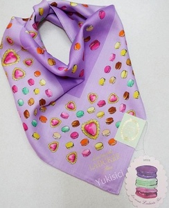 Платок LADUREE Paris Japan Macaron Heart Charms Pattern Cotton Large Scarf-Purple-58cm