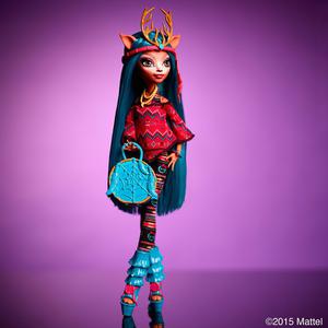 Isi Dawndancer Monster High