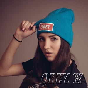 Шапка Obey