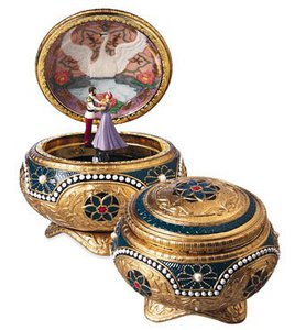 3.5" Animated Anastasia Alexandra and Nicholas Collectible Trinket Music Box