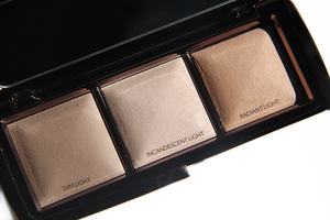 hourglass ambient lighting palette