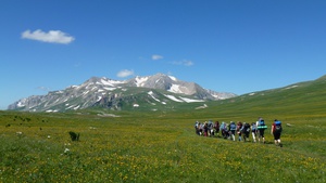 Поход в горы с палатками)