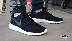 nike roshe run