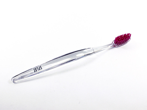 Зубная щетка