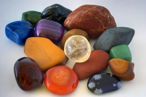 Кусочки минералов