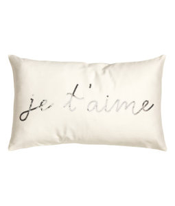 Подушка из H&M Je T'Aime