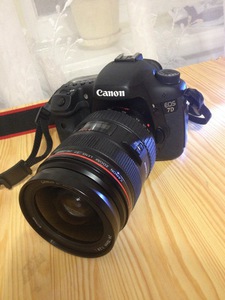 Canon 7D или любой другой хороший Canon