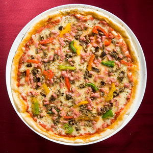 Peetri Pizza  Francescana