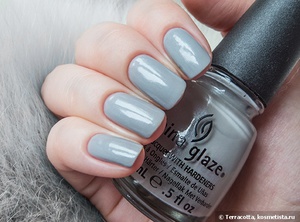 China Glaze Pelican grey