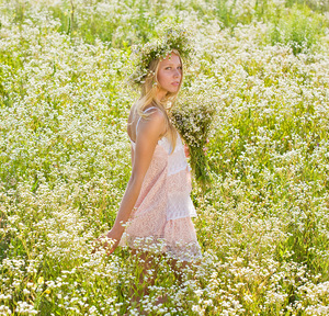 Фотосессия в цветущих полях