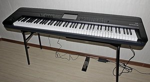 Синтезатор