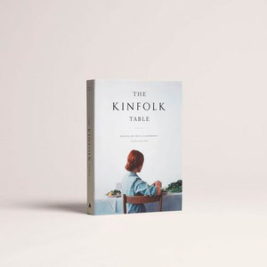 Книга с рецептами Kinfolk Table