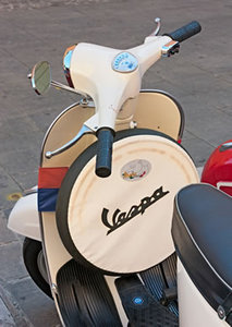 Мотороллер Vespa