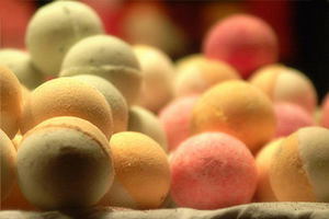 Бурлящие шары для ванн STENDERS