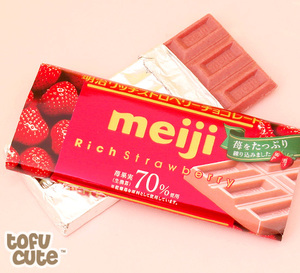 MEIJI Rich Strawberry — шоколад из клубники