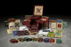 прелесть от WB : «Harry Potter Wizards Collection», в которое входит в общей сложности 31 диск