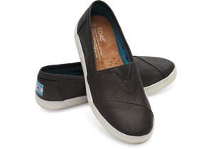 Toms