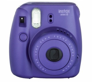 Instax mini 8, или 210 или другой милого цвета формы и печатающий фотки