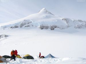 Пик Вильсона в Антарктиде