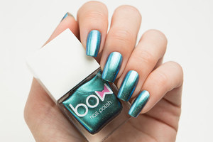 Bow Nail Polish