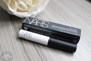 nars smudge proof eyeshadow base