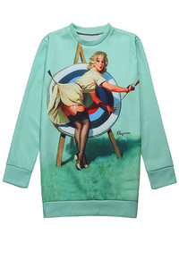 Bombshell Print Long Sleeve Sweatshirt