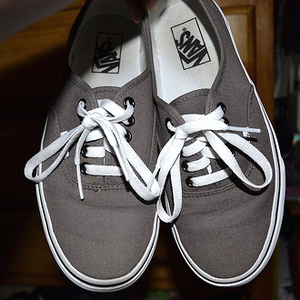 grey vans