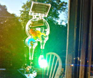 Solar Powered Rainbow Maker