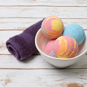 DIY Bath Bombs