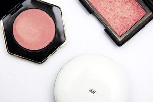 H&m blush in Golden peach