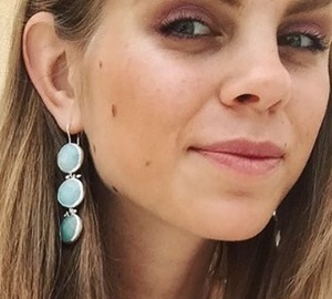 Серьги с голубым амазонитом в серебре